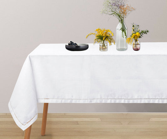 White Tablecloth