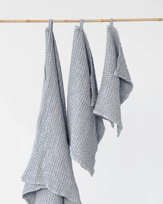 Light gray waffle towel set (3 pcs)