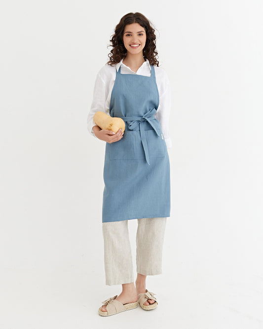 Linen bib apron in Gray blue