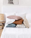 Linen pillowcase with buttons in Ivory