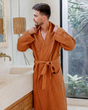 Men's waffle linen robe in Cinnamon