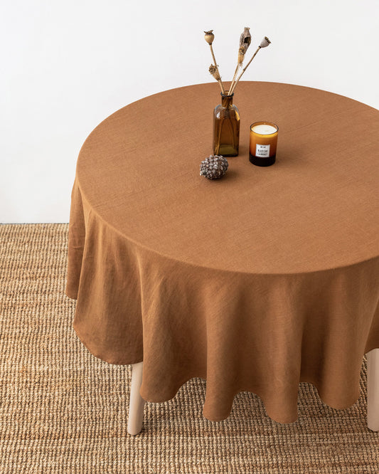 Round linen tablecloth in Cinnamon