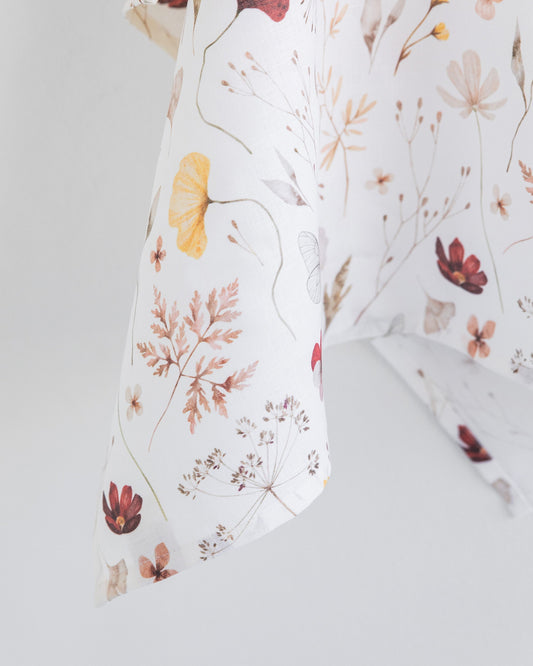 Linen tea towel in Meadow print