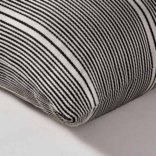 Throw Pillow - Bateau Classic