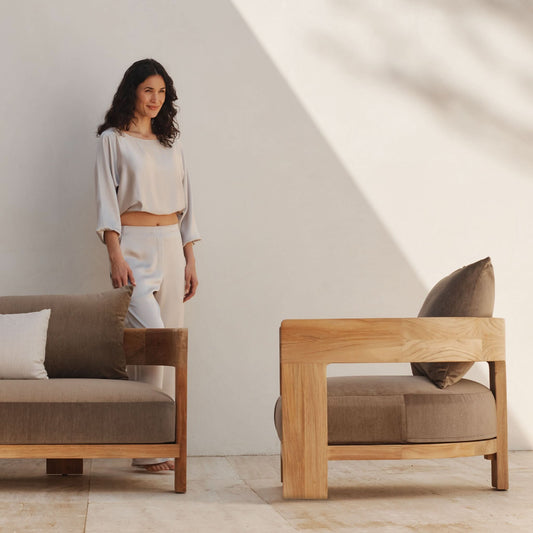 Victoria Teak Lounge Chair