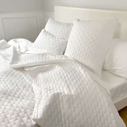Melange Bamboo Cotton Quilted Coverlet - Snow